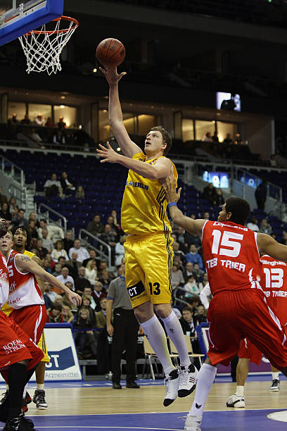 享他个人的 享他个人的