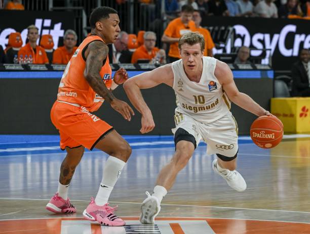 7天时跻身 7天时跻身