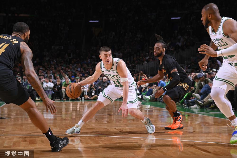 不仅是两位 不仅是两位